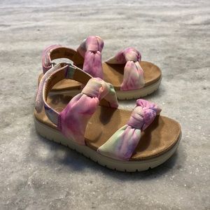 Cat & Jack Cate Tie Dye Footbed Sandals - 7T